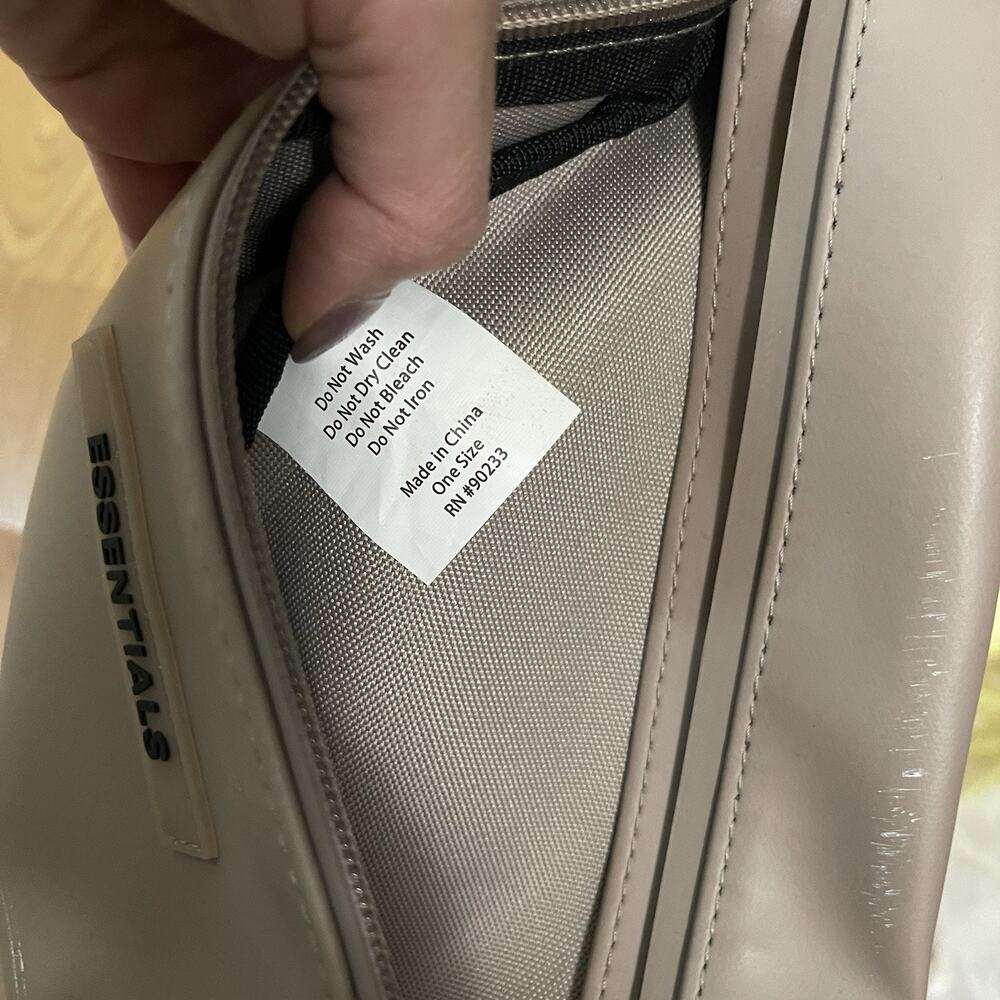 FEAR OF GOD ESSENTIALS taupe sling waterproof waist bag -flawed - Picture 3 of 5